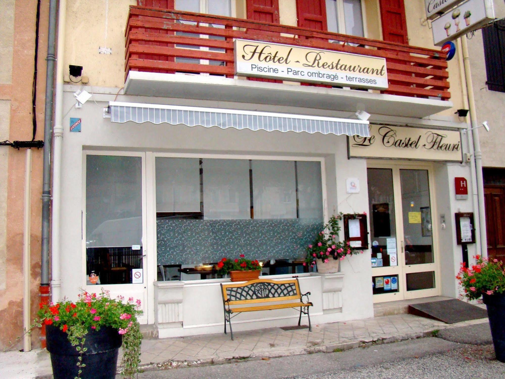 Logis Hotel Restaurant Le Castel Fleuri Saint-Jean-en-Royans Exteriör bild